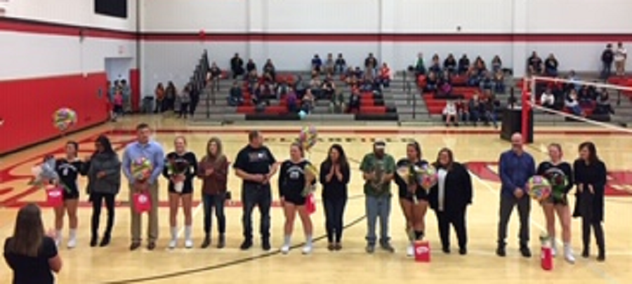 Senior+members+of+the+volleyball+team+were+honored+at+senior+night.