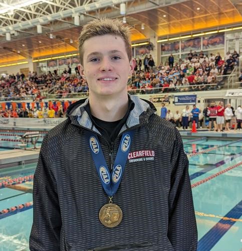 Vaow earns another PIAA medal.
