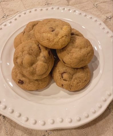 A picture of the cookies after they got out of the oven.